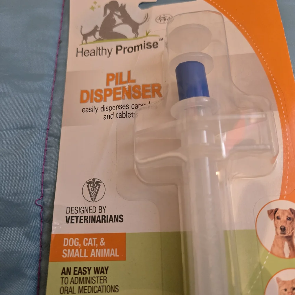 Central Dog...Cat Or Small Animal Pill Dispenser New Sealed